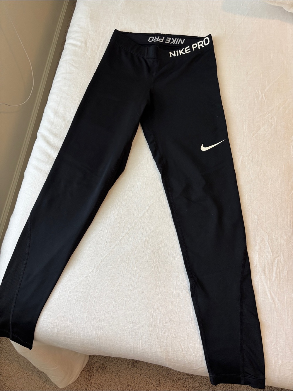 Nike Women’s Black Performance Dri-Fit Capri Leggings 7/8 length Nike Pro Size S
